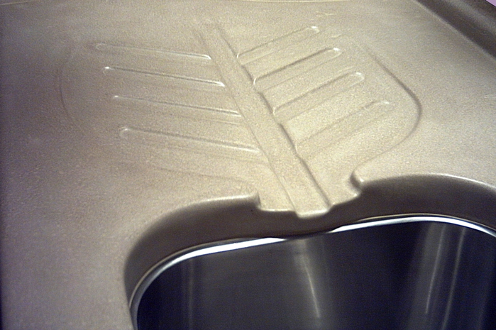 Concrete sink